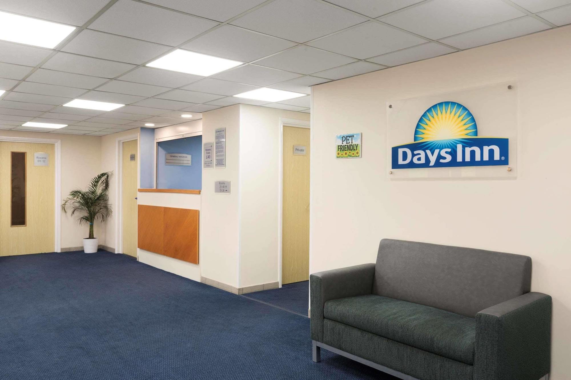 Days Inn Winchester Esterno foto