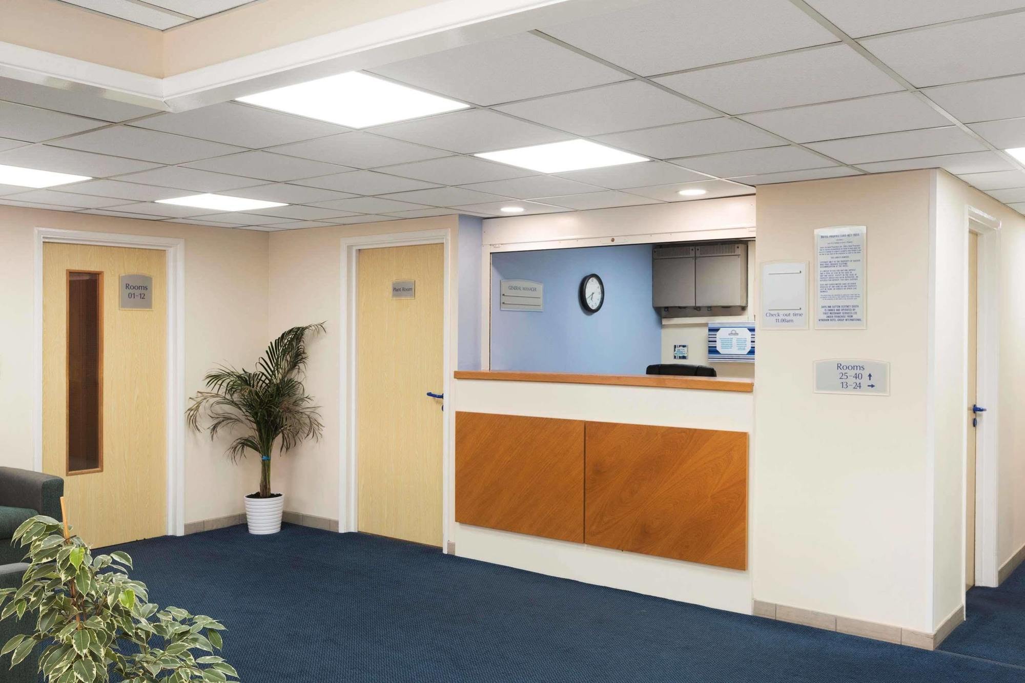 Days Inn Winchester Esterno foto
